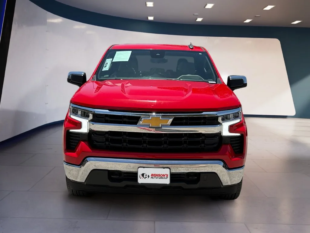 Used 2023 Red Chevrolet LT image 8
