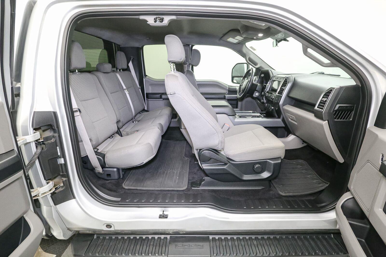 Used 2016 Ingot Silver Metallic Ford XLT image 23