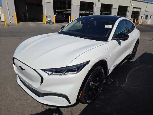 Used 2023 Star White Metallic Tri-Coat Ford Premium image 2