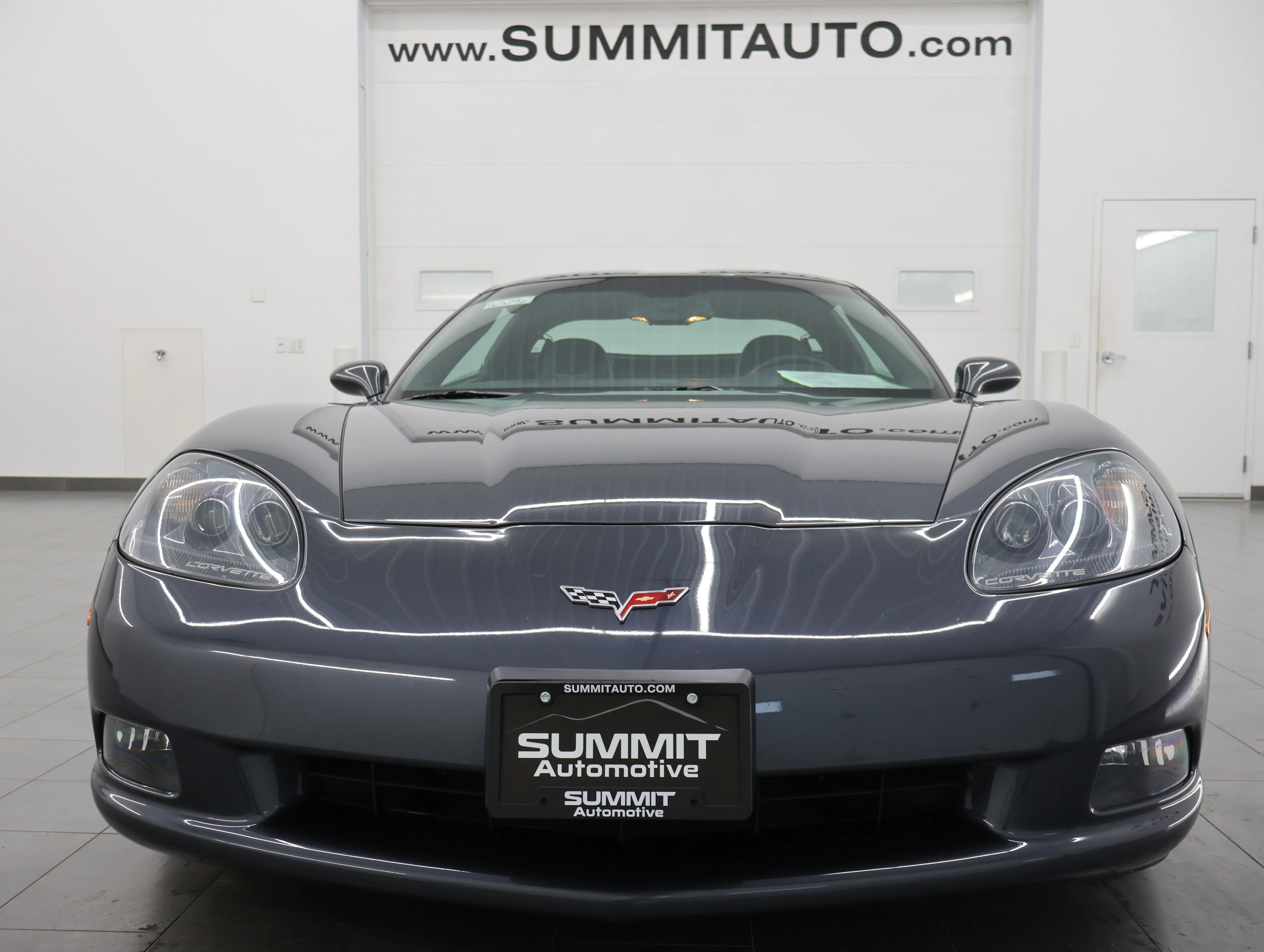 Used 2009 Cyber Gray Metallic Chevrolet Base image 18