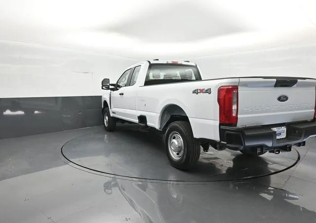 New 2026 Oxford White Ford F-350® XL image 5