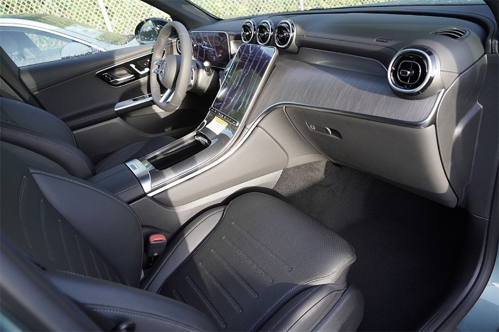 2026 Mercedes-Benz GLC Base - Photo 36
