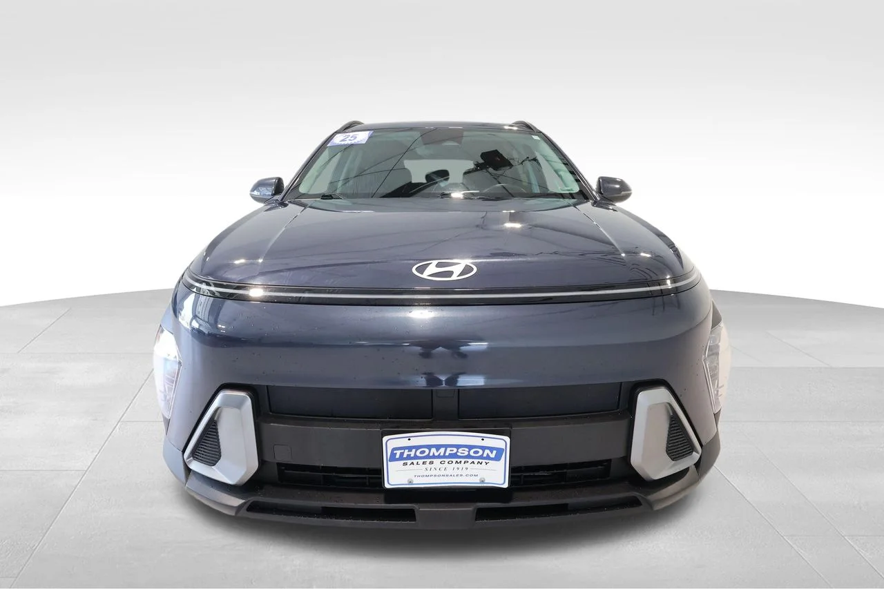 Used 2025 Blue Hyundai SEL image 7