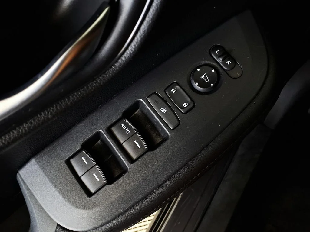 Used 2025  Honda LX image 25