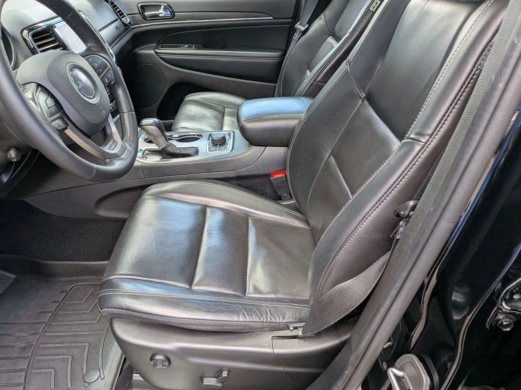 Used 2021 Black Jeep Limited image 12