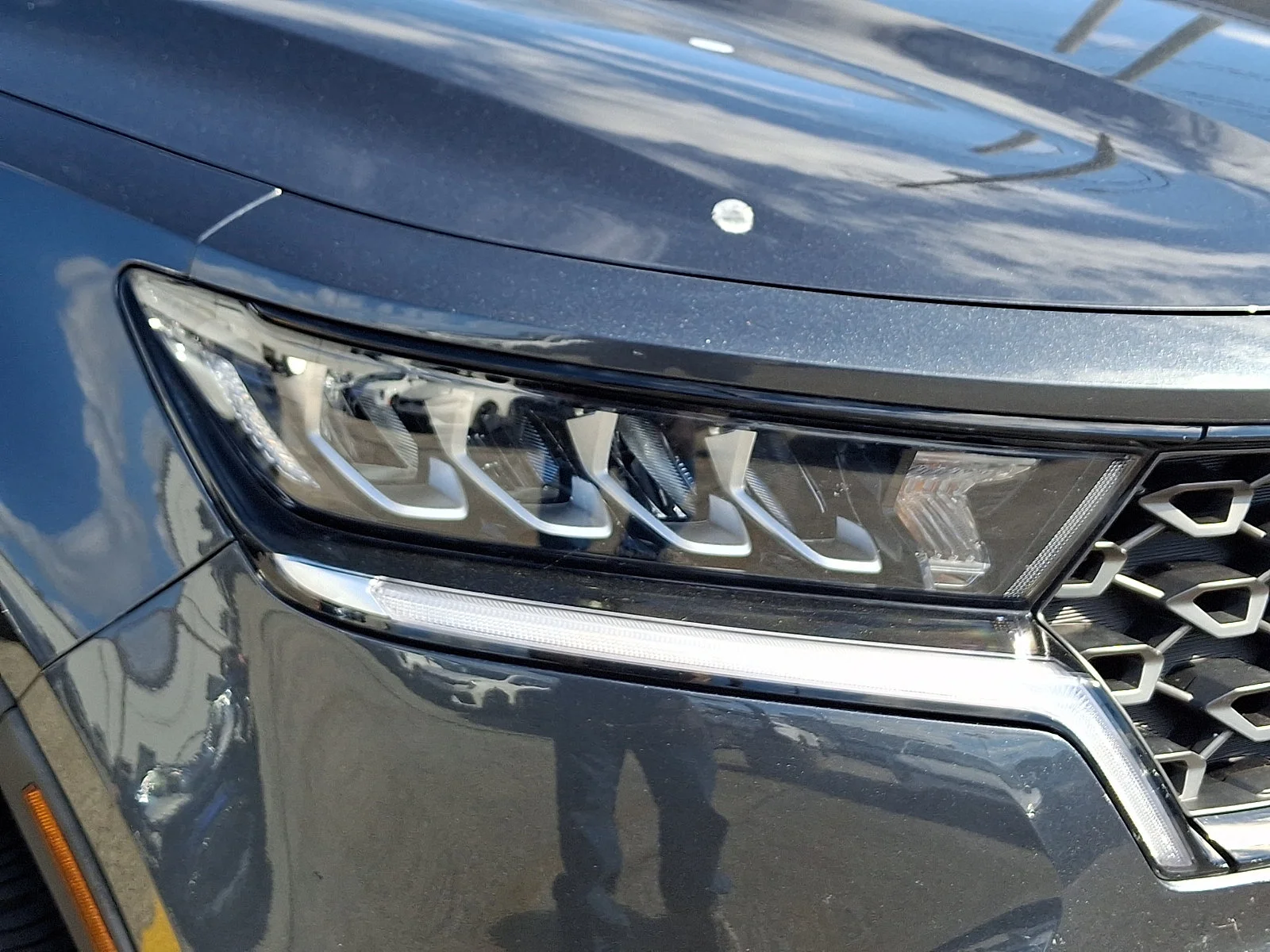 Certified Used 2022 Gray Kia S image 10