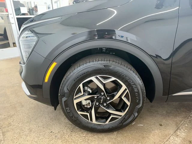 Certified Used 2025 Black Kia LX image 20