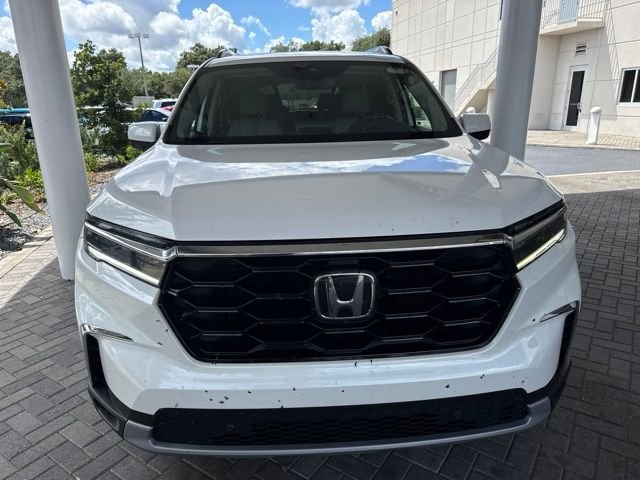 Used 2024 White Honda Touring image 2