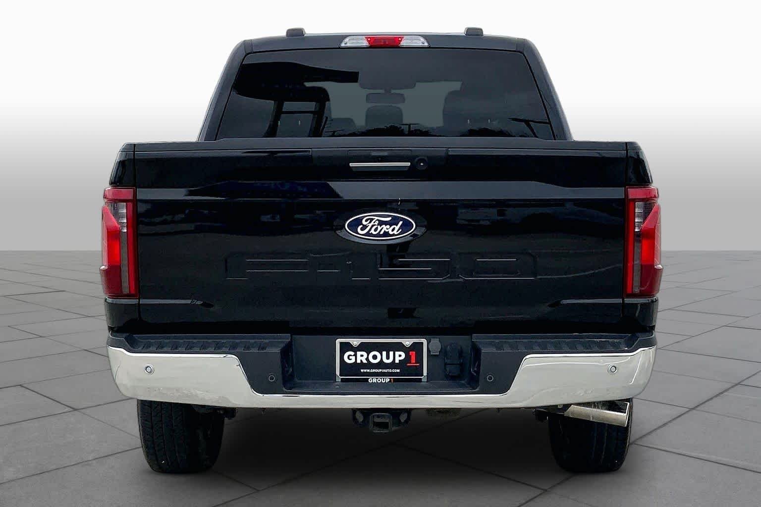 Used 2024 Agate Black Metallic Ford XLT image 8