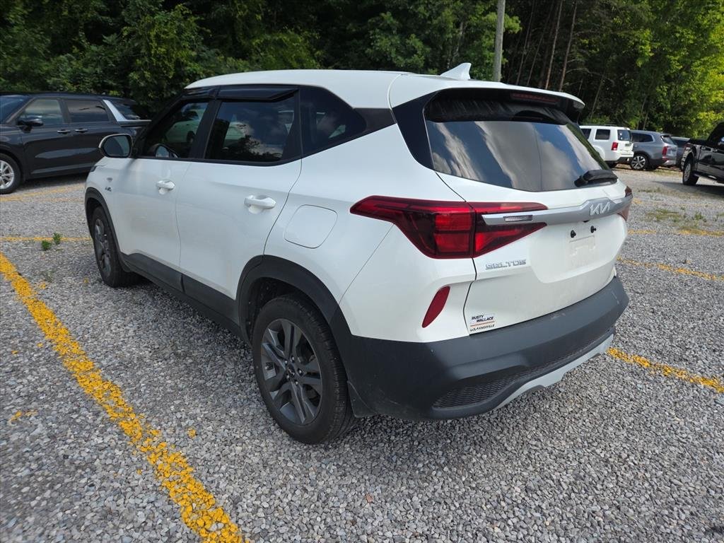 Used 2023 White Kia LX image 6