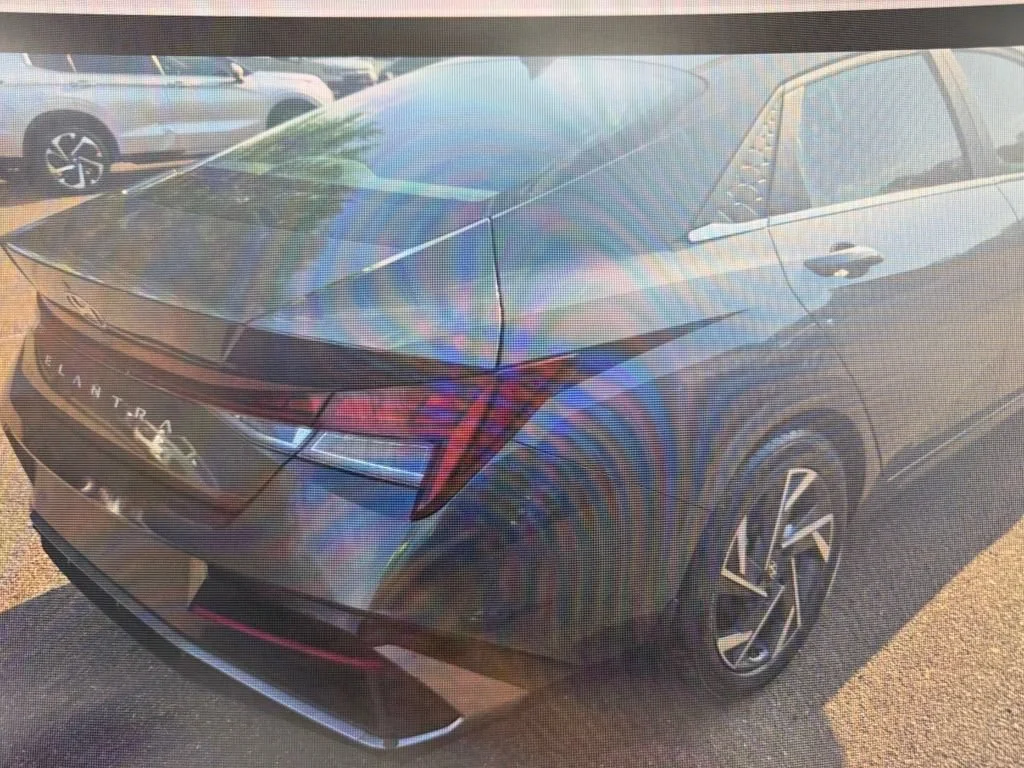 Used 2024  Hyundai SEL image 10