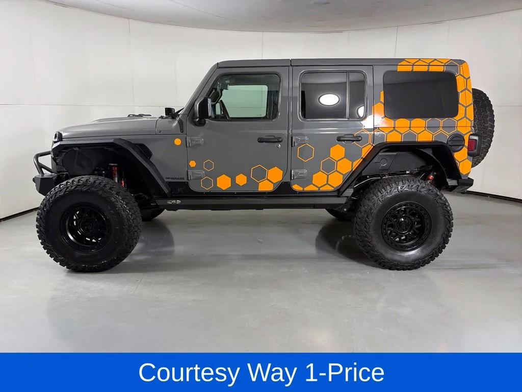 Used 2018 Gray Jeep Unlimited Rubicon image 7