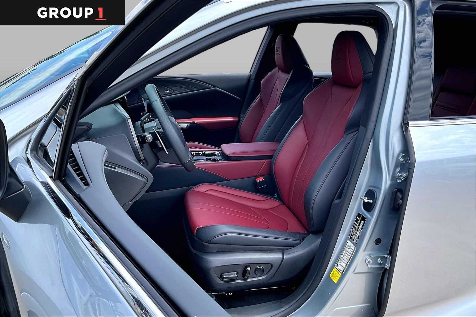 Used 2023 Iridium Lexus F SPORT Handling image 7