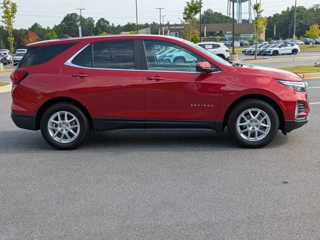 Used 2022 Red Chevrolet LT image 3