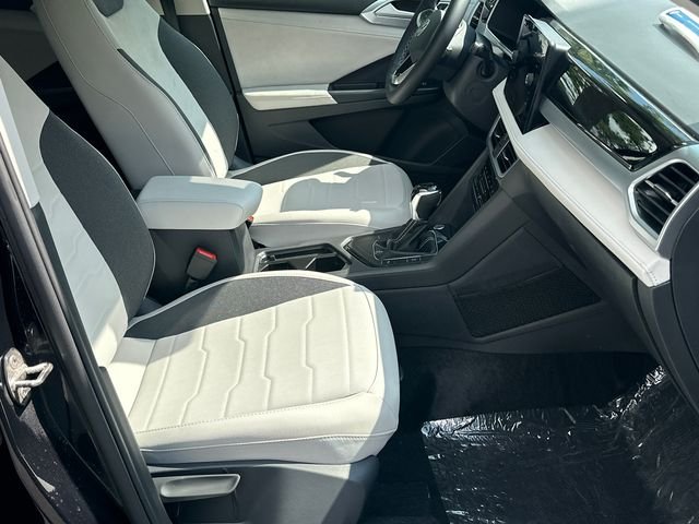 New 2026 Black Volkswagen 1.5T SE image 13