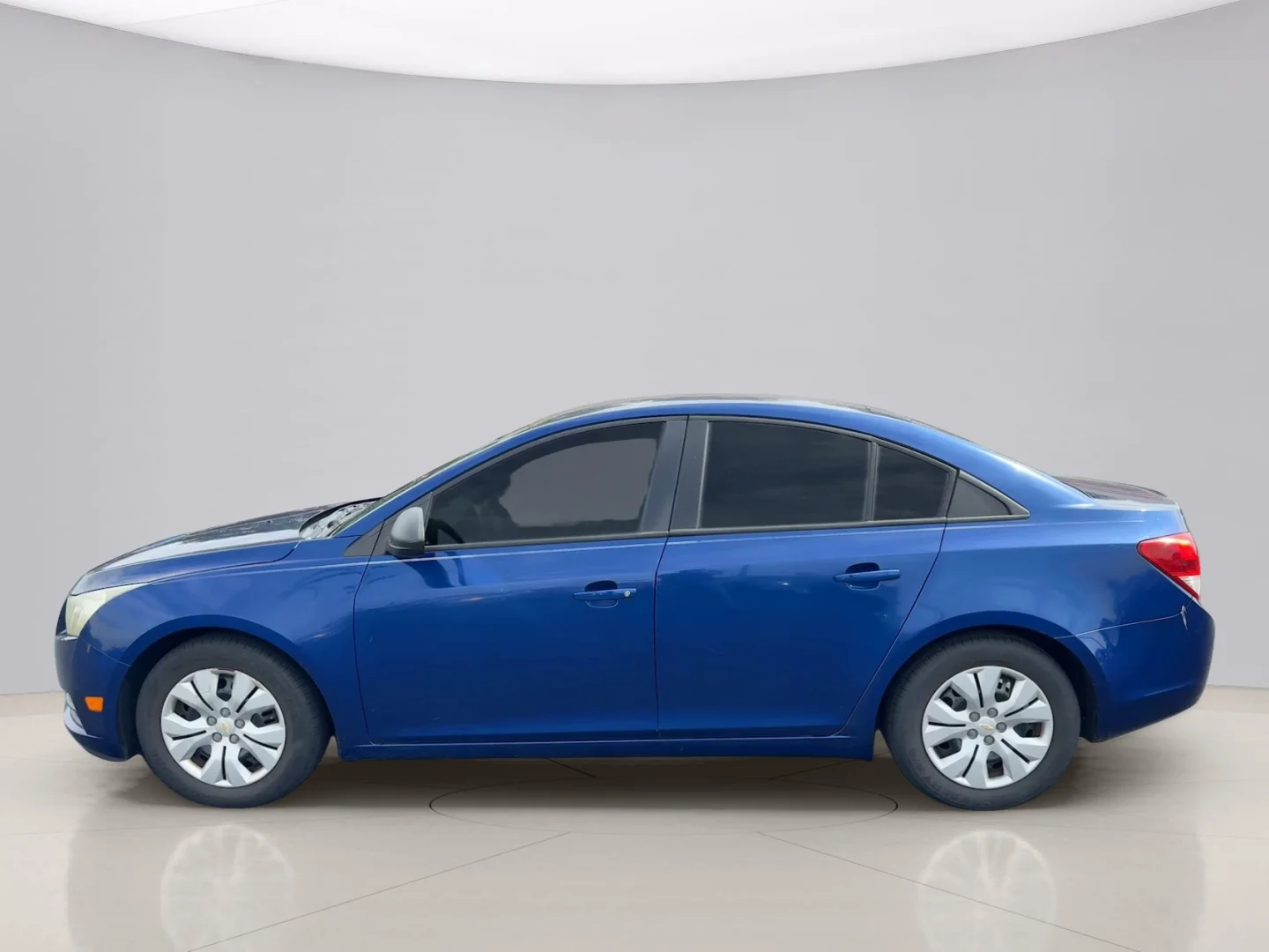 Used 2013 Blue Chevrolet LS image 2
