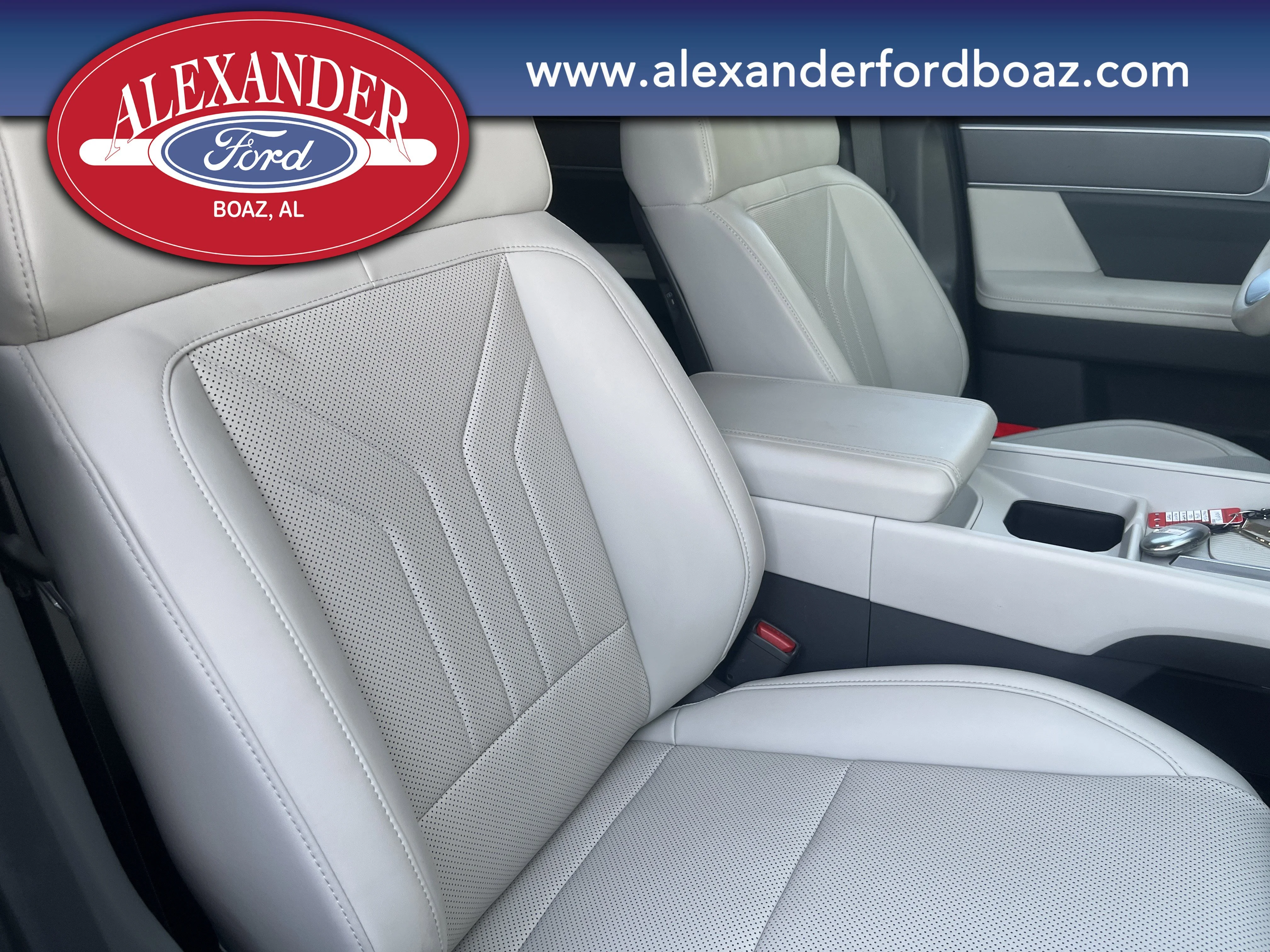 Used 2026 Atlantic Blue Hyundai SEL image 15