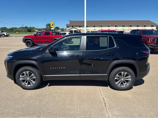 2025 Chevrolet Equinox LT - Photo 6