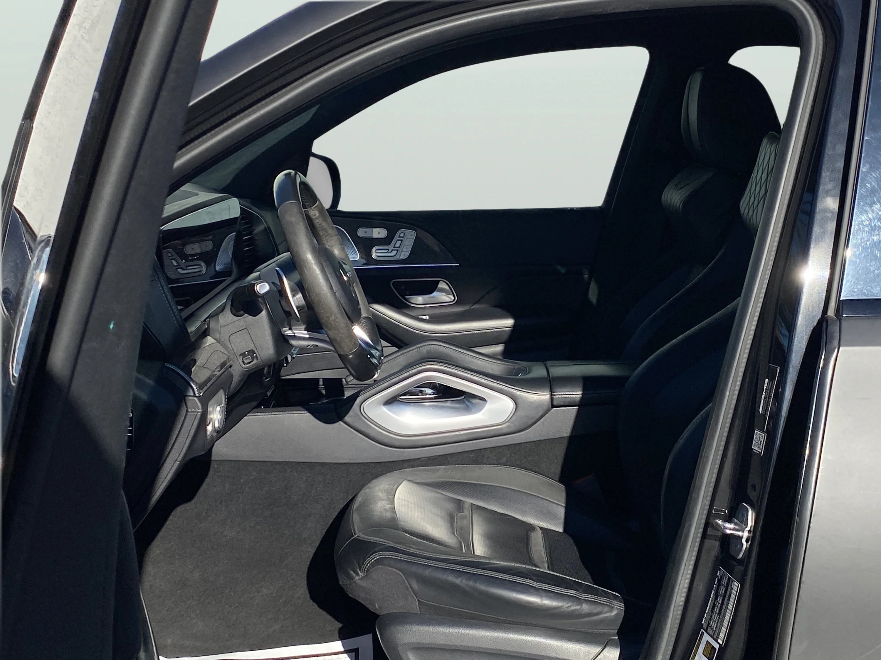 Used 2021 Obsidian Black Metallic Mercedes-Benz AMG® GLE 53 image 15