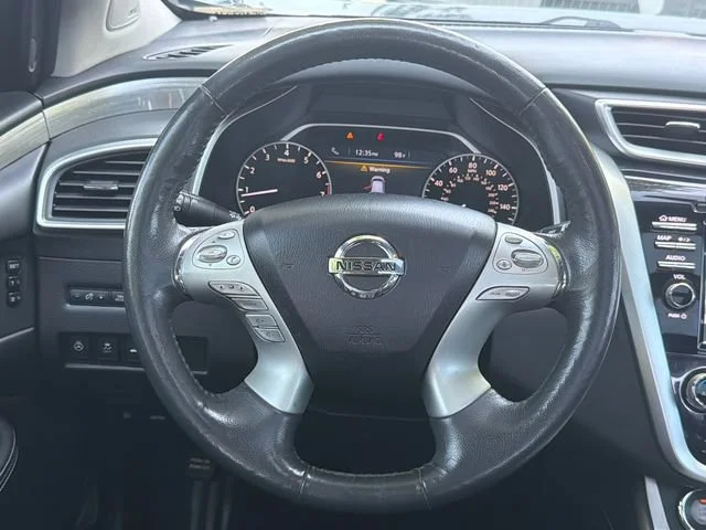 Used 2018 Black Nissan Platinum image 24
