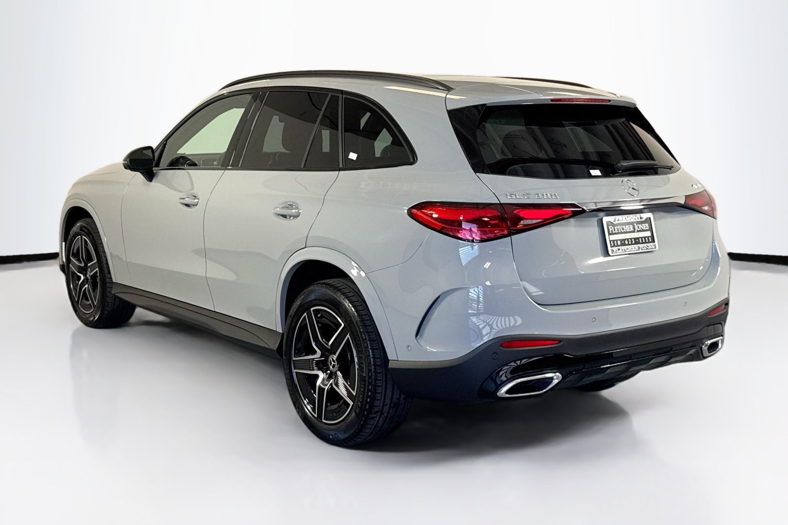 New 2026 MANUFAKTUR Alpine Grey Mercedes-Benz GLC 300 image 7