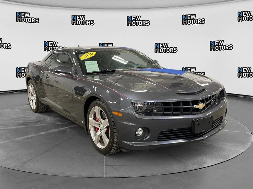 Used 2010 Cyber Gray Metallic Chevrolet SS image 7