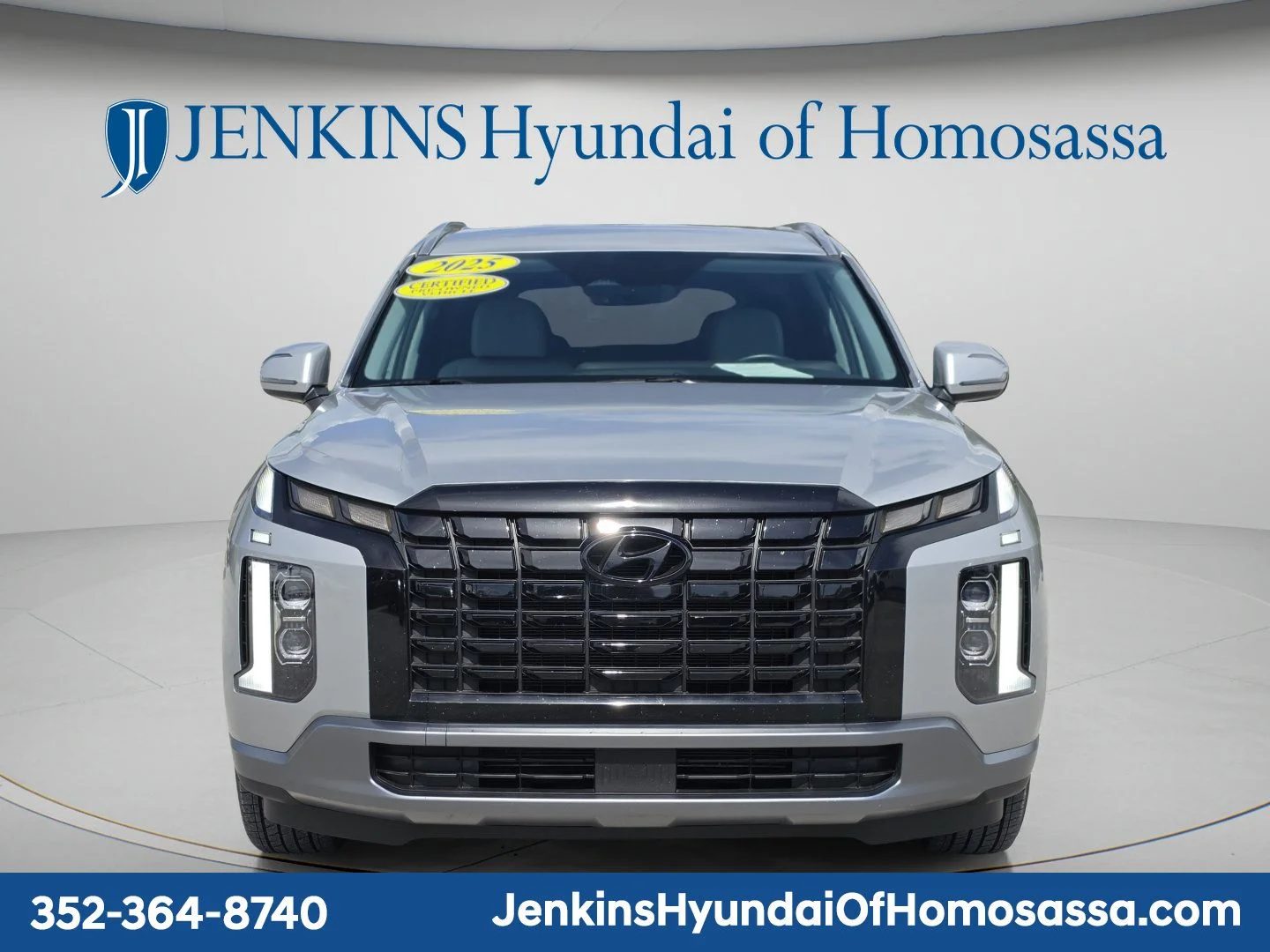 Used 2025 Silver Hyundai SEL image 11