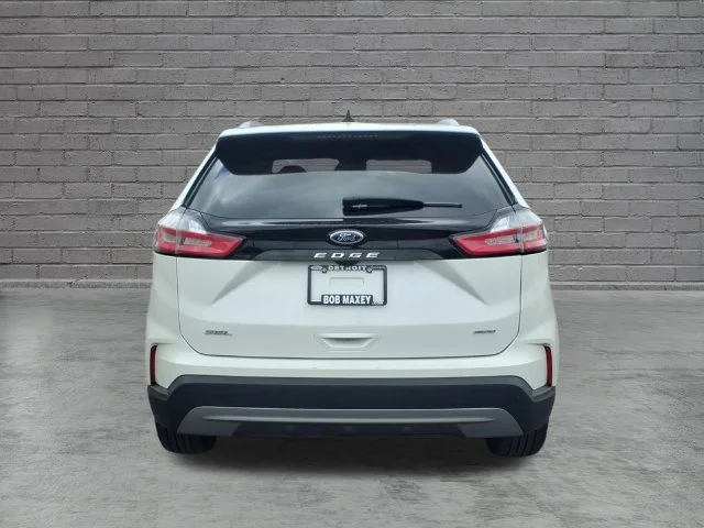 Used 2023 White Ford SEL image 9