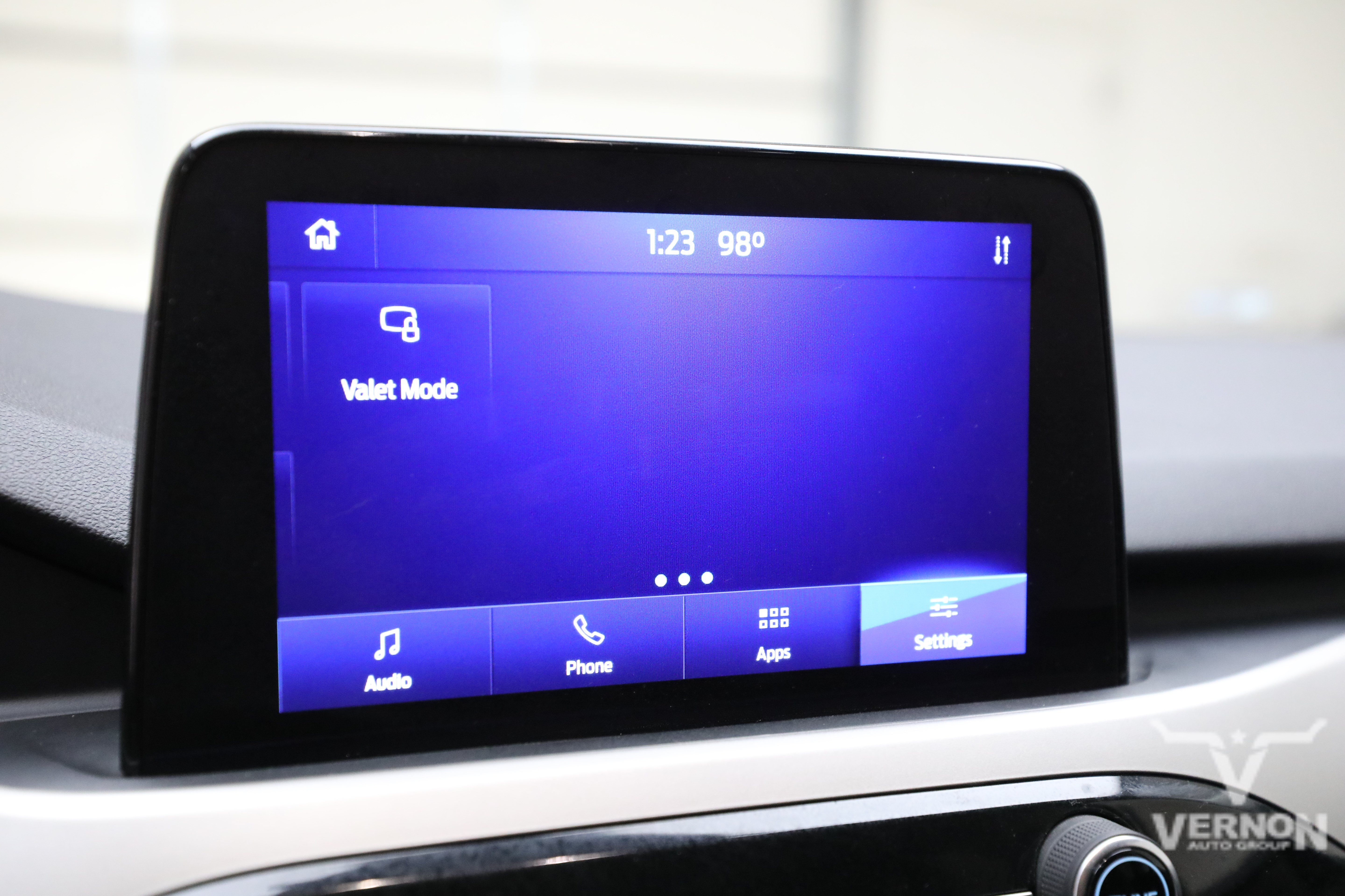 Used 2022 Oxford White Ford Y image 28