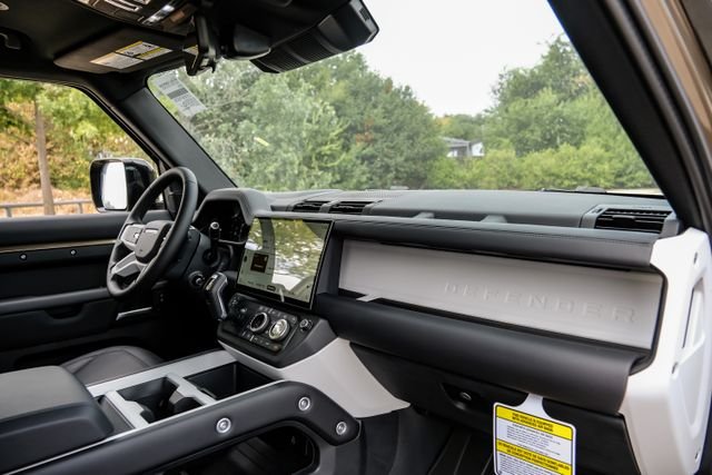 New 2026 Gondwana Stone Land Rover X-Dynamic SE image 15