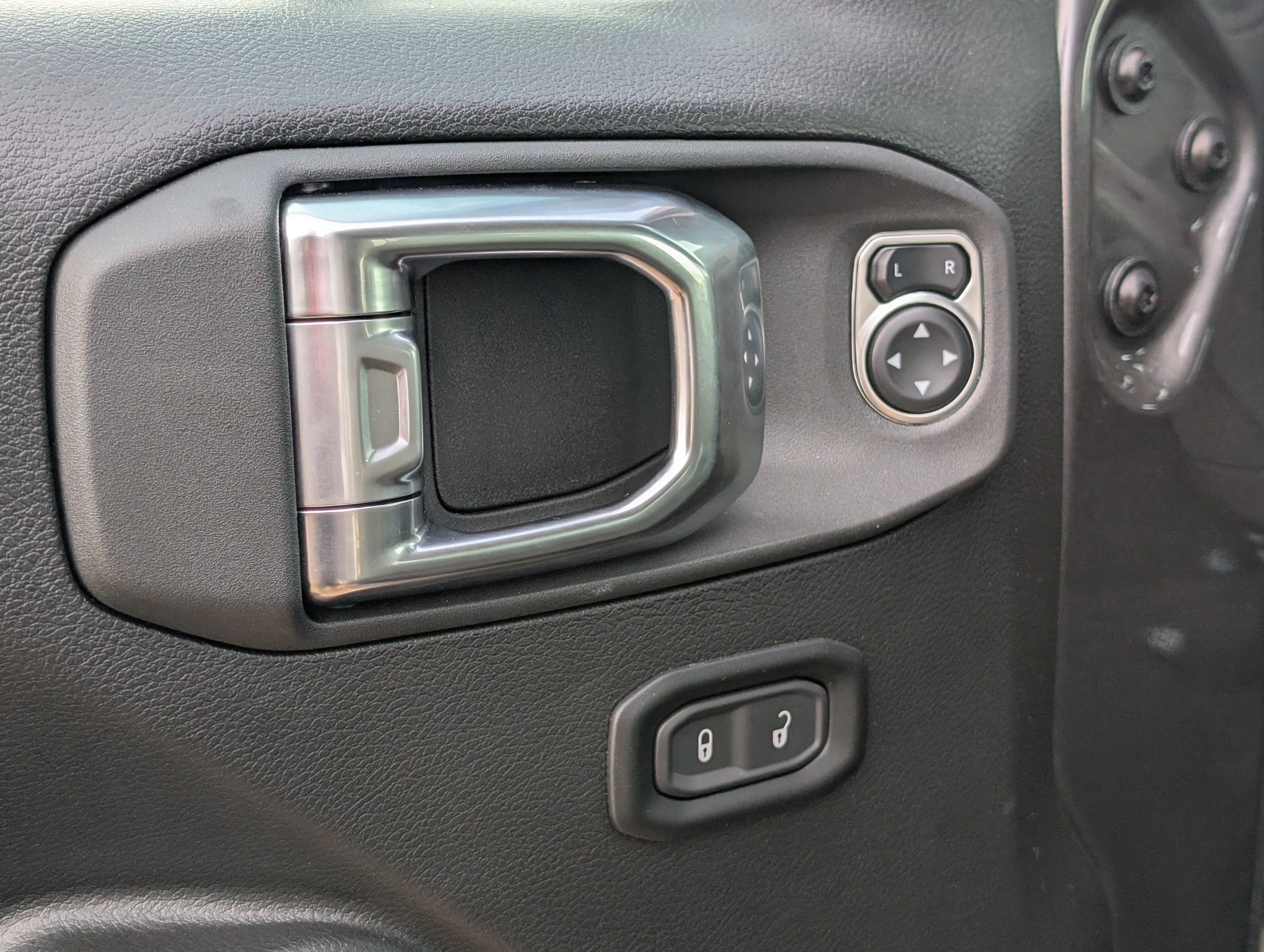 New 2025 Granite Crystal Metallic Jeep NightHawk image 16