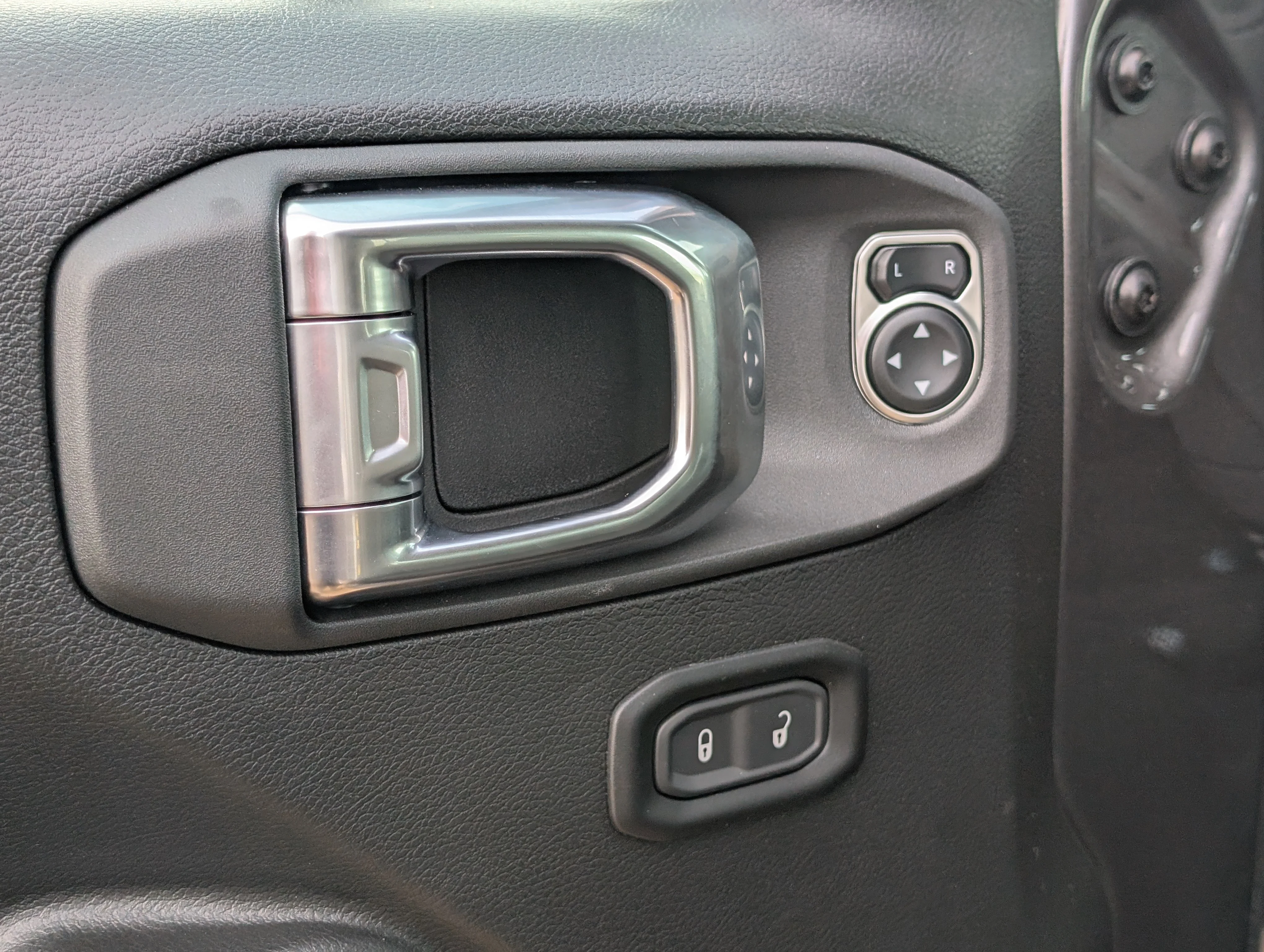 New 2025 Granite Crystal Metallic Jeep NightHawk image 16