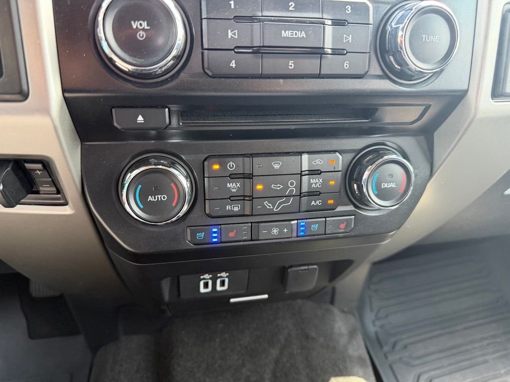 Used 2017 Blue Ford Lariat image 6
