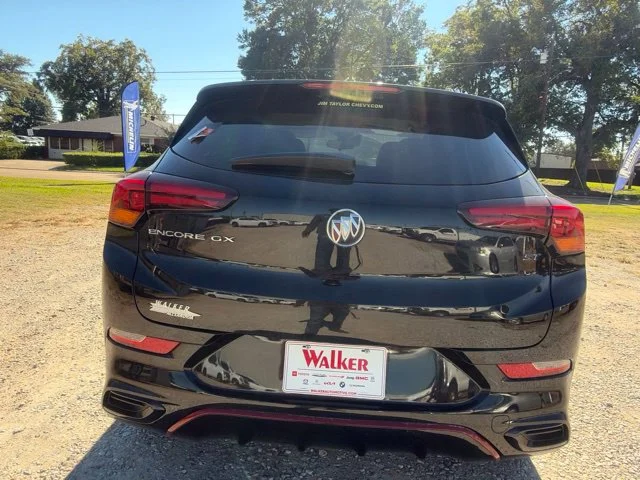 Used 2021 Ebony Twilight Metallic Buick Select image 11