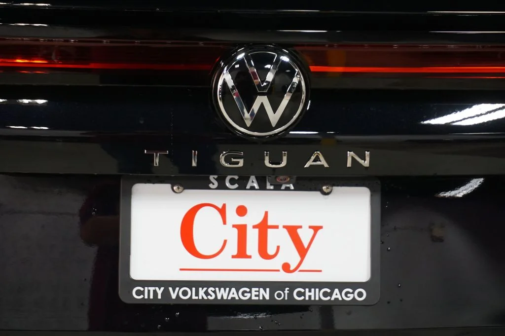 New 2026 Black Volkswagen 2.0T SE image 33