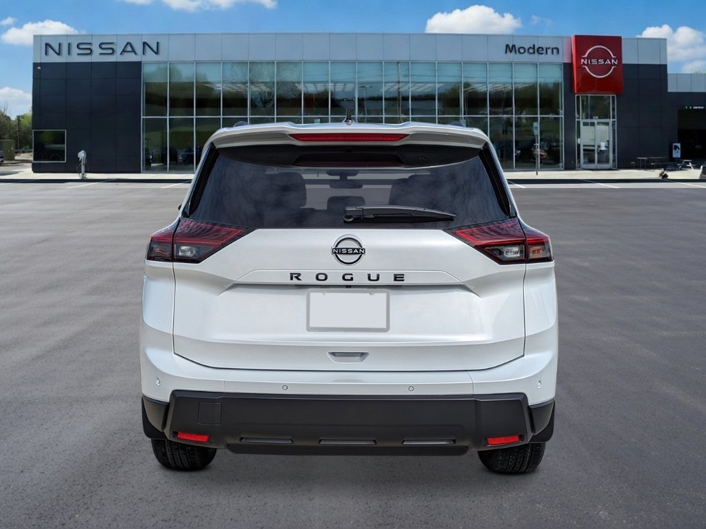 New 2026 Everest White Pearl Tricoat Nissan Dark Armor image 4