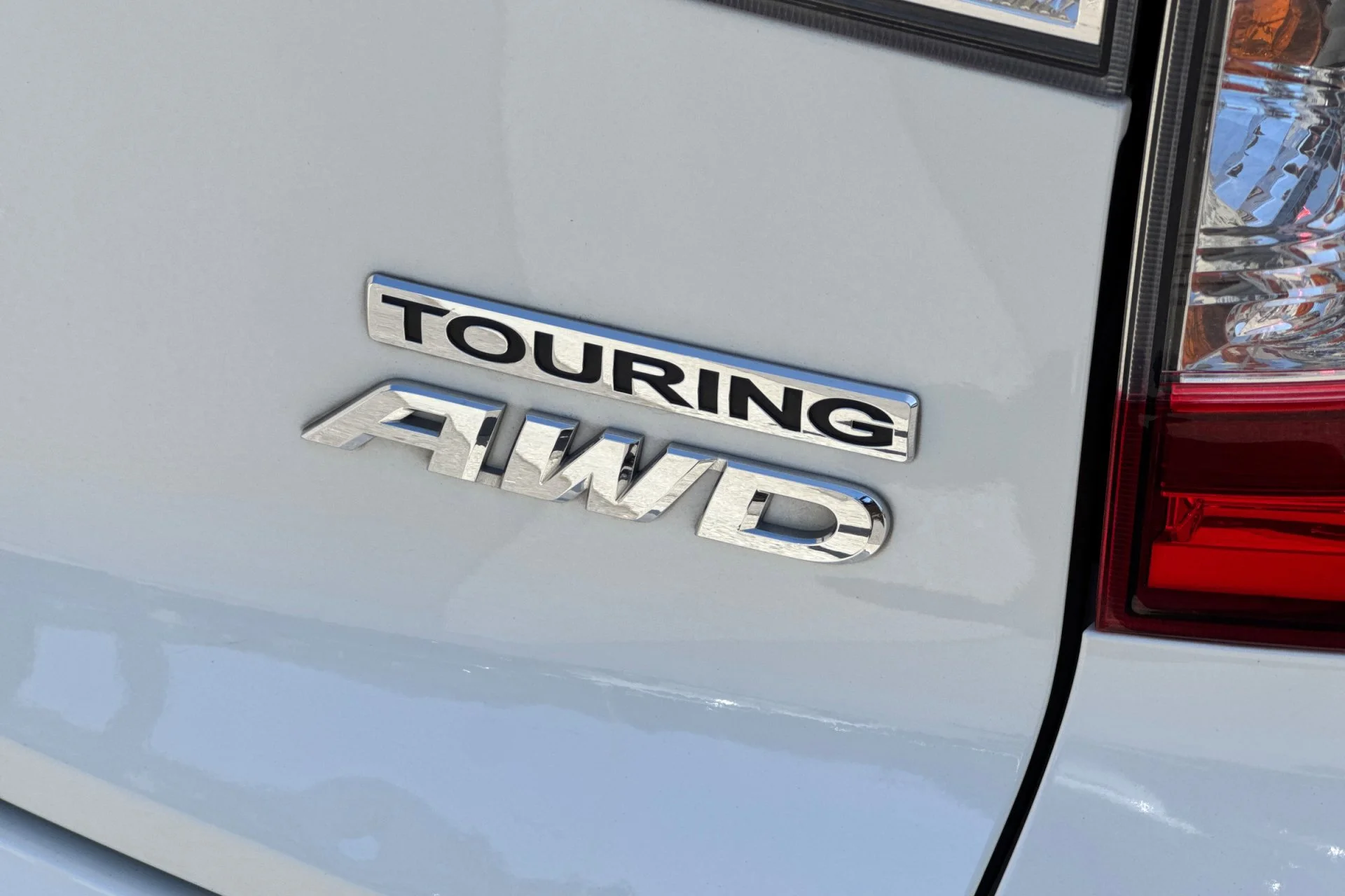 Used 2019  Honda Touring image 12