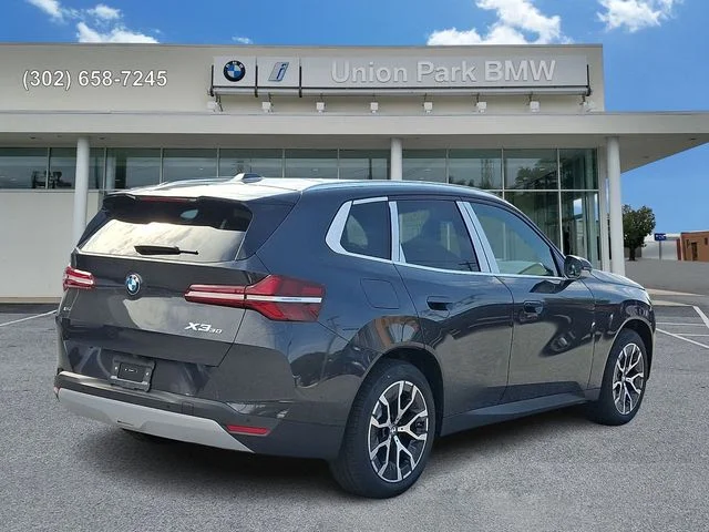 New 2026 Dark Graphite Metallic BMW 30 xDrive image 4