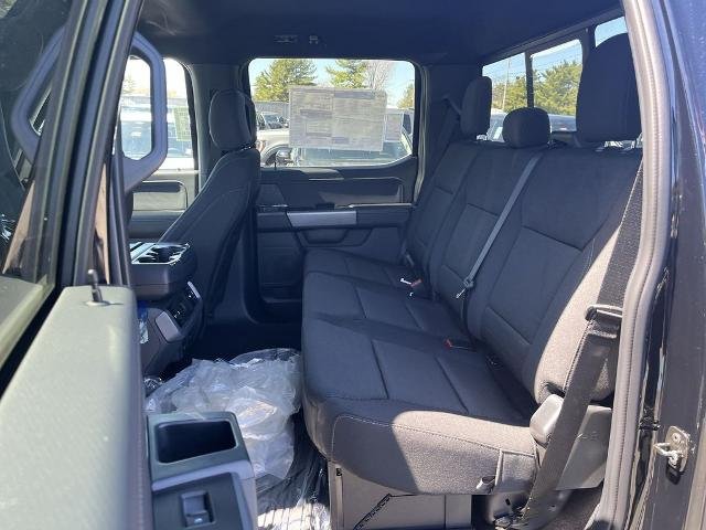 New 2026 Agate Black Metallic Ford XLT image 24