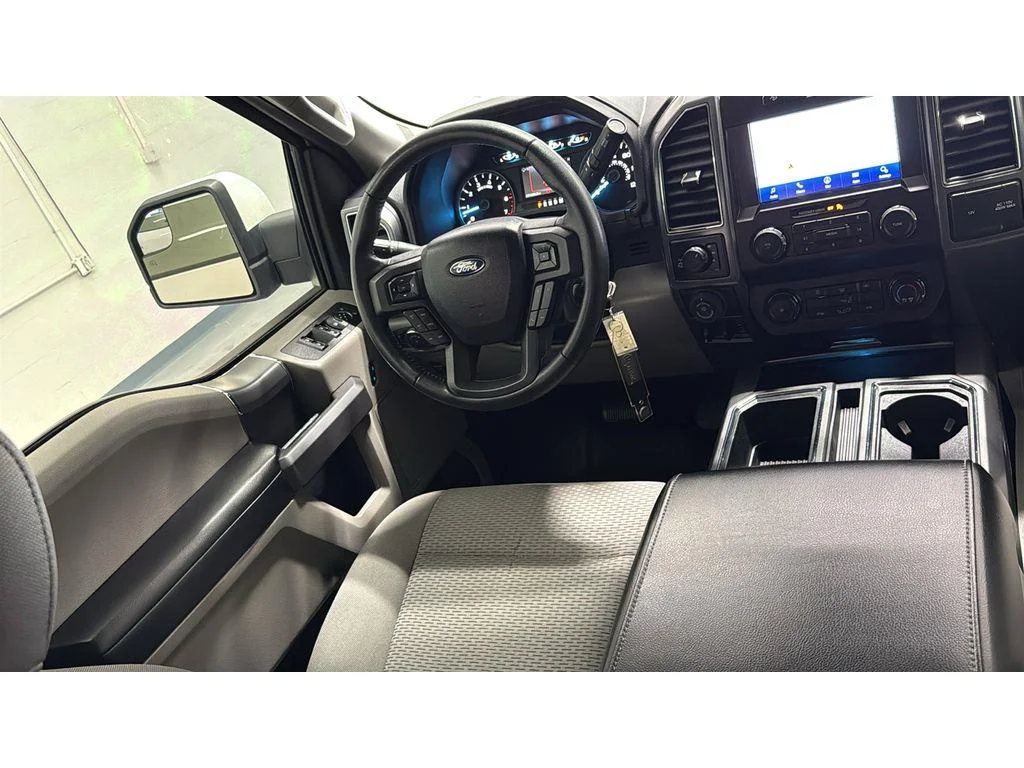 Used 2020 Oxford White Ford XLT Super Crew  4x4 3.5L 1 Owner 302A image 40