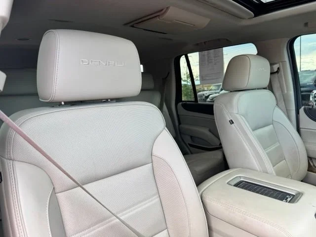 Used 2020 DARK SAPPHIRE BLUE METALLIC GMC Denali image 29
