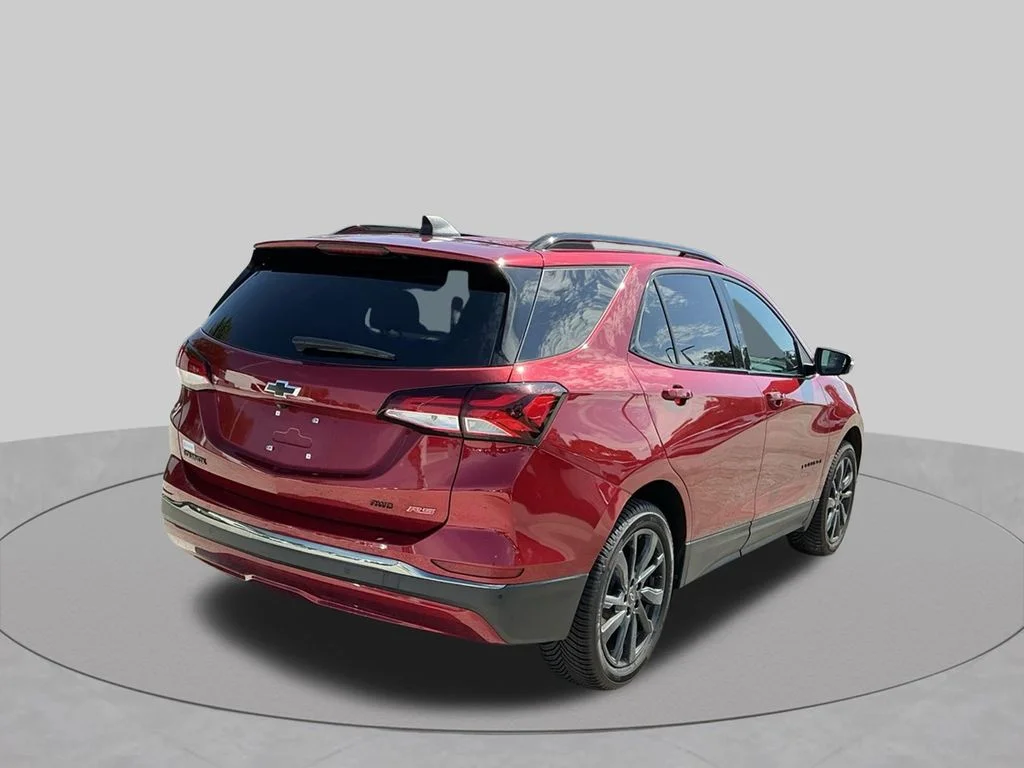 Used 2023 Red Chevrolet RS image 9