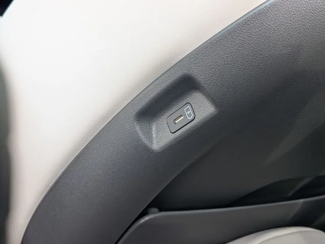 New 2026 White Hyundai Calligraphy image 28