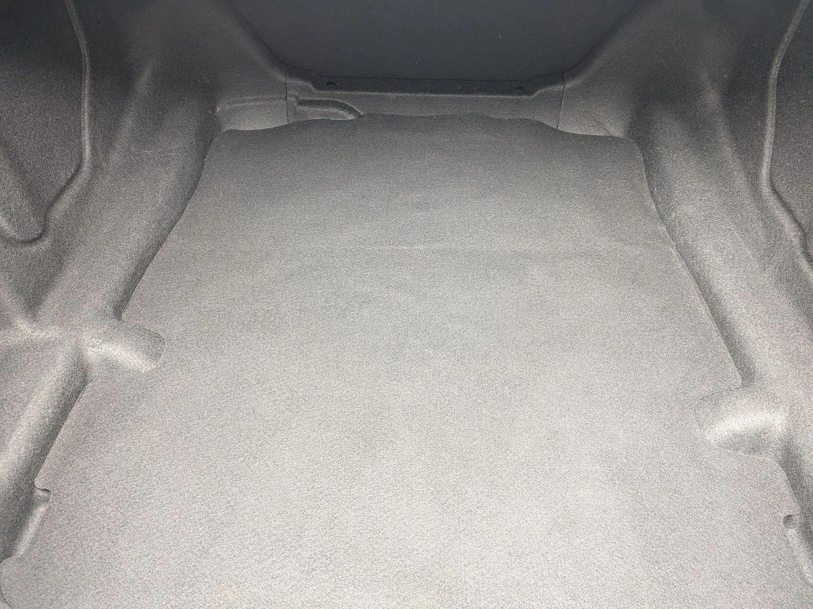 Used 2020 Rally Green Metallic Chevrolet 2LT image 6