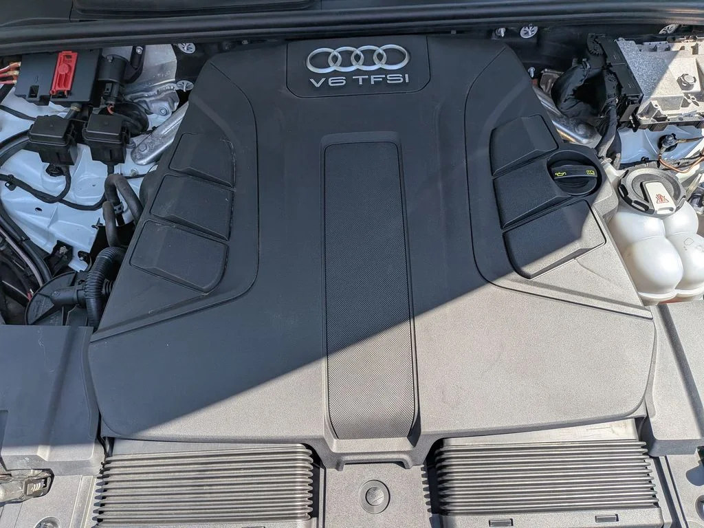 Used 2018 White Audi 3.0T Premium Plus image 37