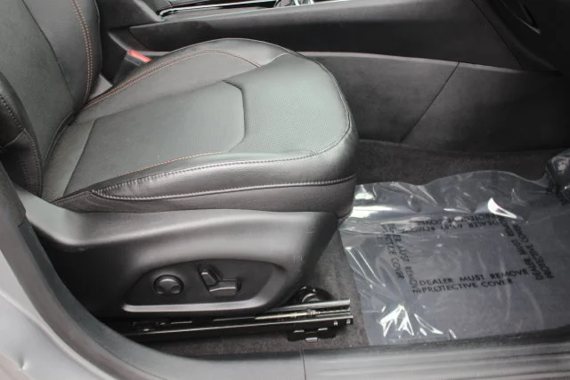 Used 2023 Silver Jeep Limited image 38