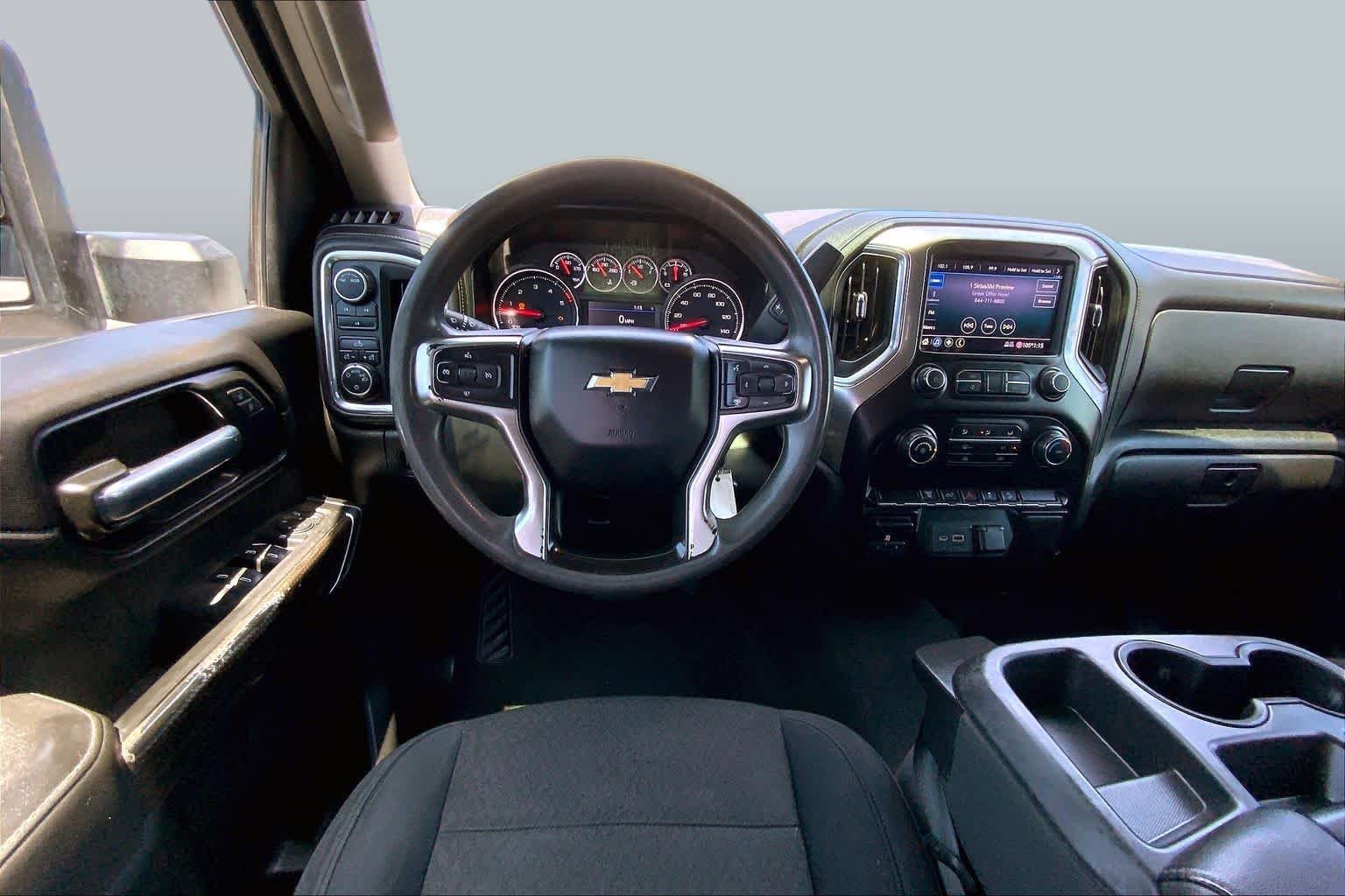 Used 2021 Summit White Chevrolet LT image 5