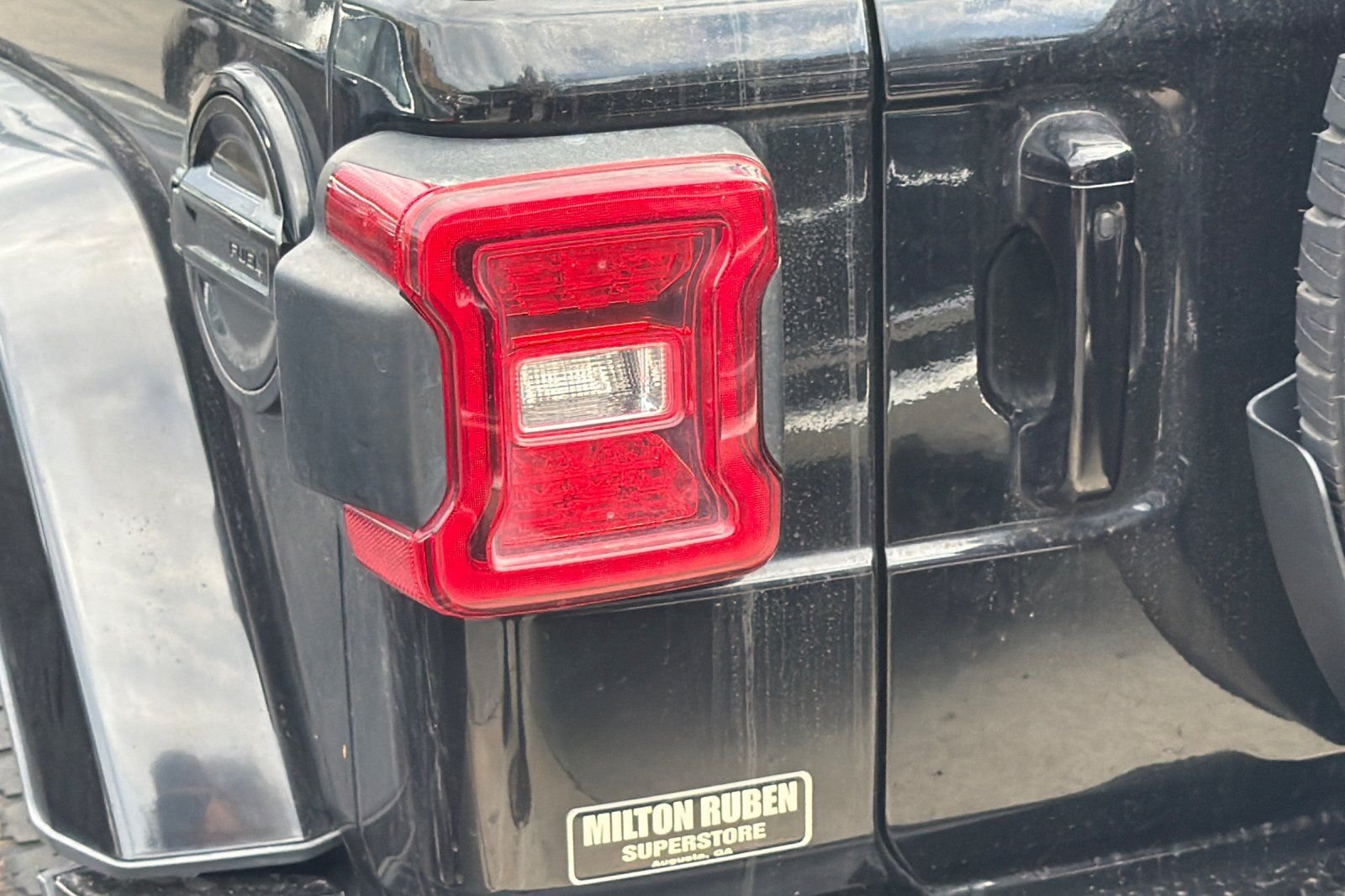 Used 2022 Black Jeep Unlimited Sahara High Altitude image 12