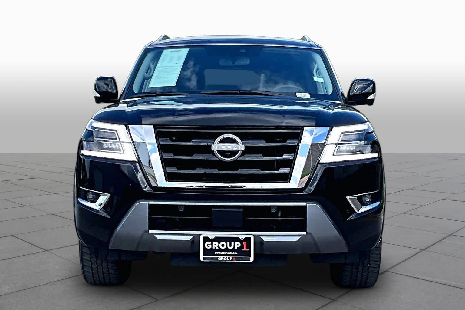 Used 2024 Super Black Nissan SL image 4