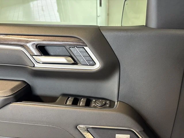 2026 Chevrolet Silverado 1500 LTZ - Photo 15